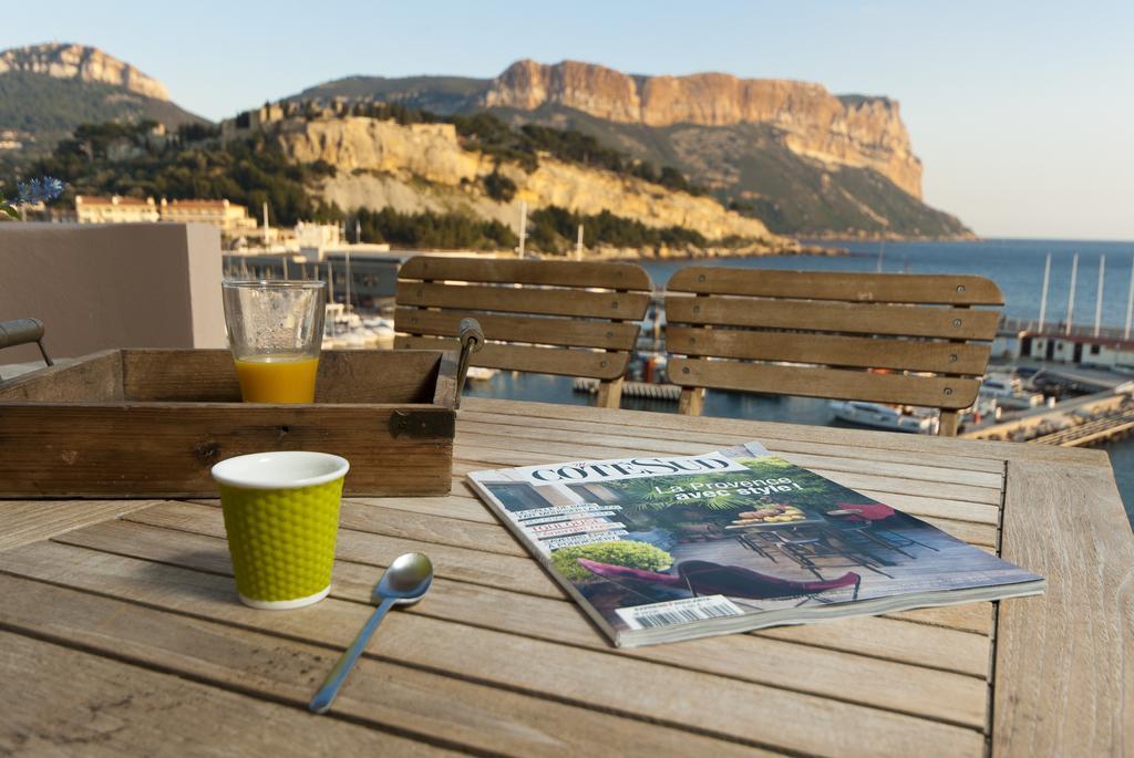 Les Barques, Vue Splendide Sur Le Port De Cassis Apartment Room photo